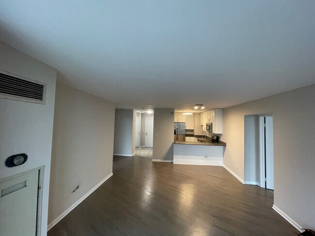 Foto del edificio - 111 W Maple St