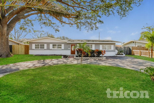 Building Photo - 5590 26th Ave N