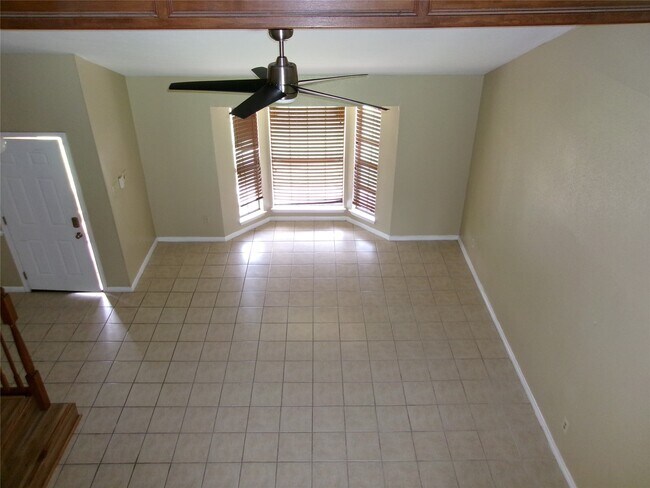 Foto del edificio - 16315 Morning Quail Ct