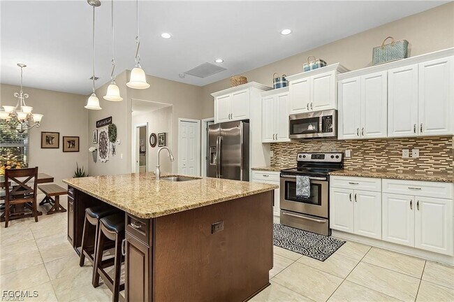 Foto del edificio - 11210 Rabun Gap Dr