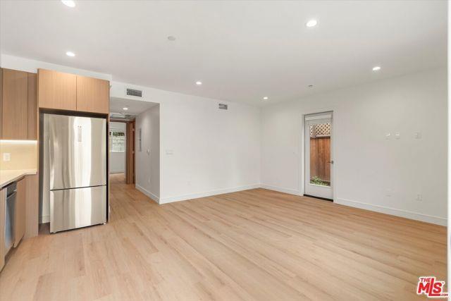 Building Photo - 11023 1/2 Blix Street, Los Angeles, CA 916...