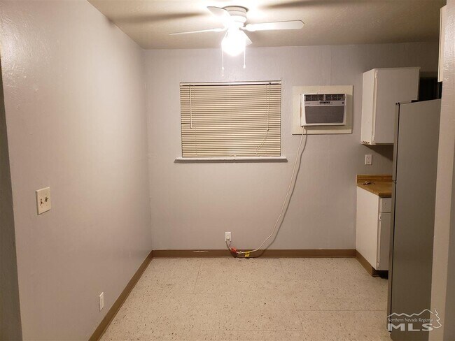 Building Photo - 630 D St