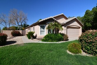 Building Photo - 13140 W Virginia Ct