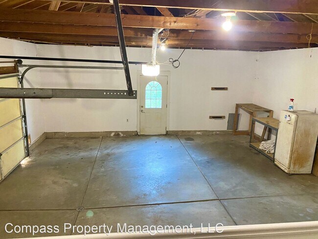 Foto del edificio - 4 br, 2 bath House - 10781 Byron Center Av...