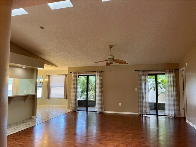 Building Photo - 2564 Islander Court