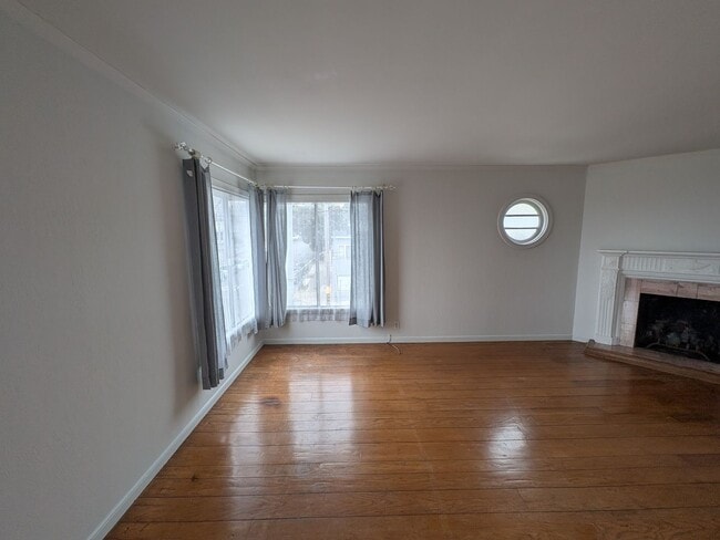 Foto del edificio - 702 43rd Ave