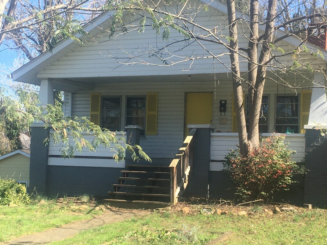 Primary Photo - 101 Mitchell Ave