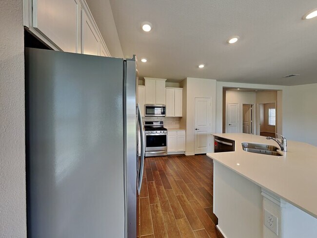 Photo - 2907 Brady Starr Dr House