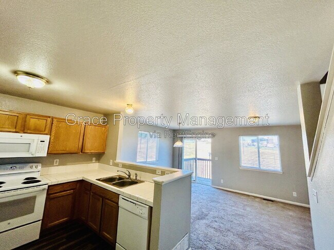 Foto del edificio - 424 W 91st Cir