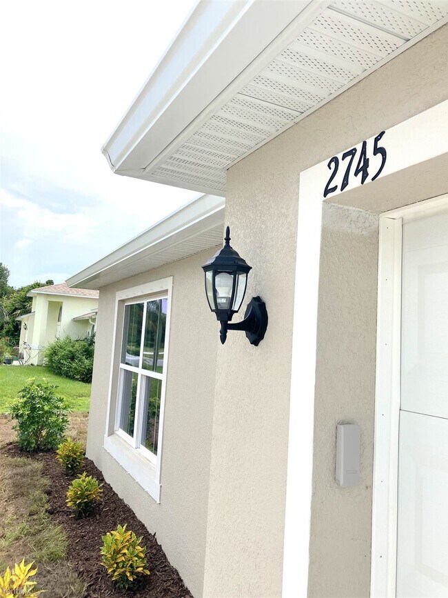 Foto del edificio - 3 br, 2 bath House - 2745 Coolidge Avenue