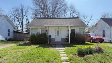 Building Photo - 212 High St