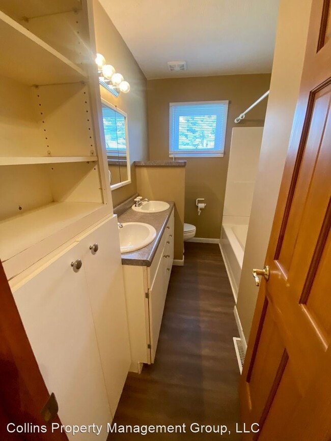 Building Photo - 2 br, 1 bath House - 2721 E Walnut