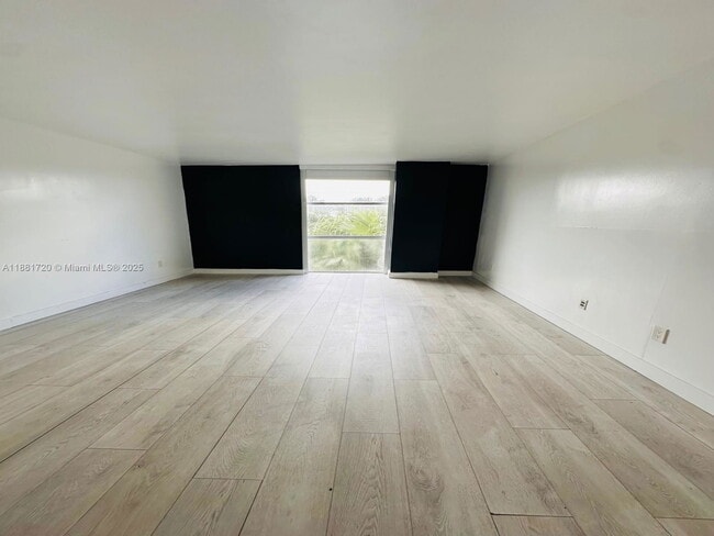 Photo - 2350 NE 135th St Apartment