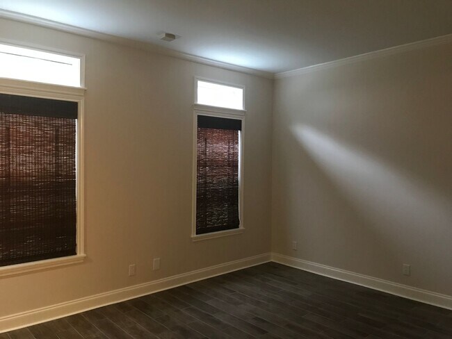 Foto del edificio - 957 Bayou Trace Dr