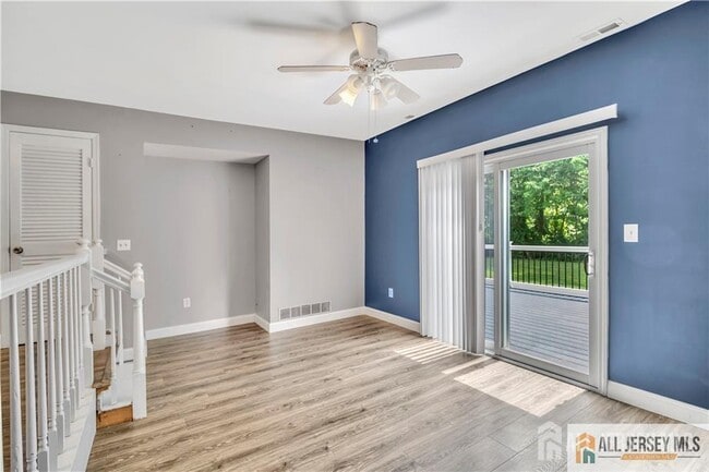 Building Photo - 722 Darlington Dr