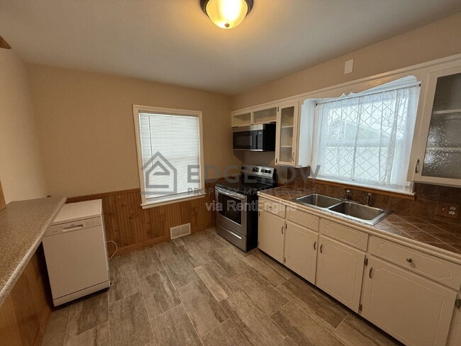 Foto del edificio - 740 Lyles St SE