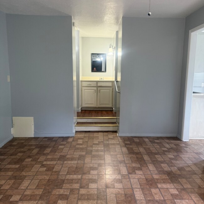 Foto del edificio - 4207 Jennie Ave