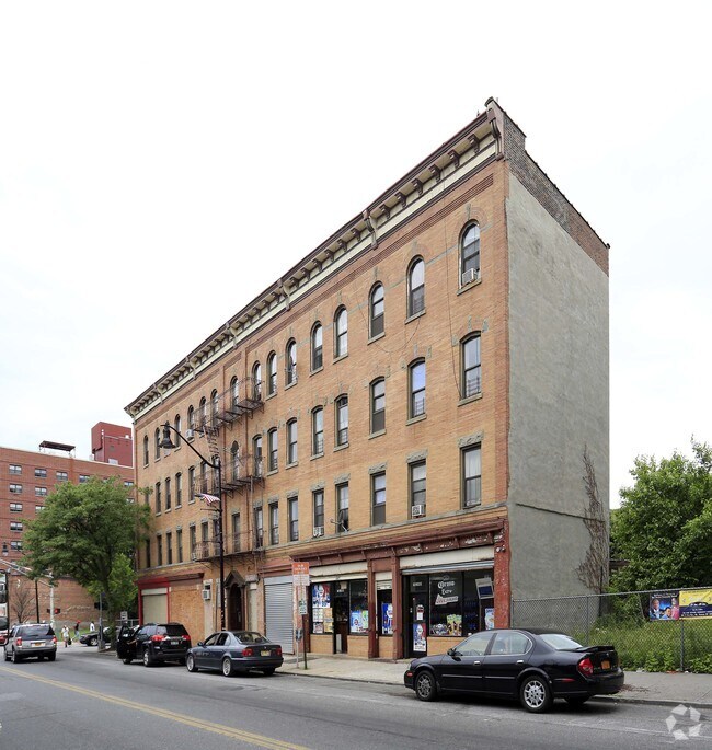 Building Photo - 163 S 4th St