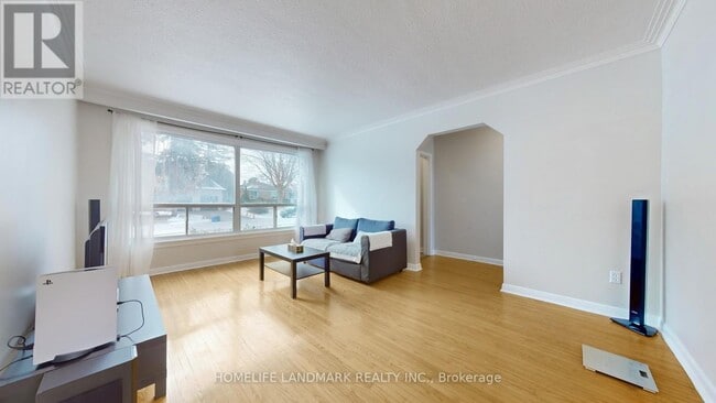 Building Photo - 219 Southview Rd