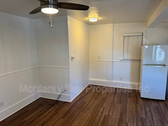 Foto del edificio - 202 Cherry Ave