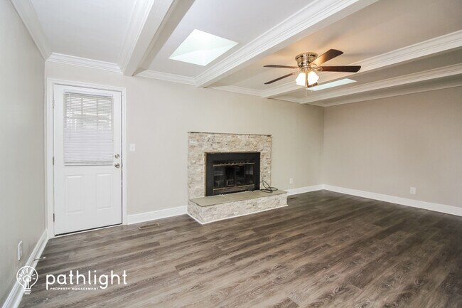 Foto del edificio - 2400 Rock Creek Drive