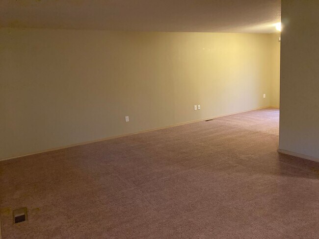 Building Photo - 2 Story Home in Lafayette