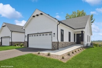Building Photo - 534 Sudbury Cir