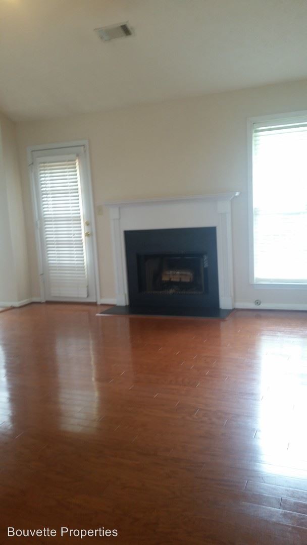 Building Photo - 7166 Raintree Loop