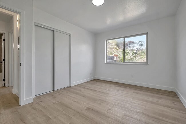 Dormitorios - 344 Pennsylvania Dr