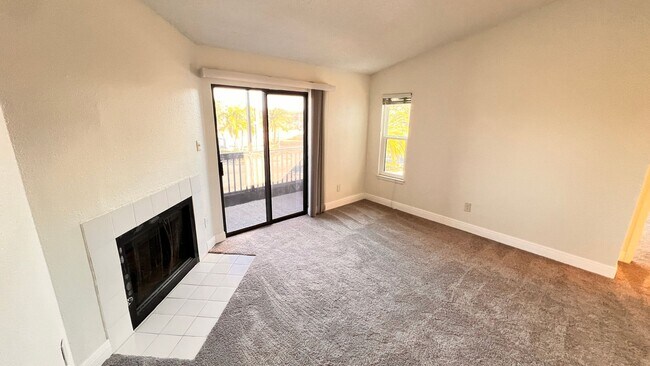 Foto del edificio - Cozy Casselberry Condo Available - Move In Before the Holidays!