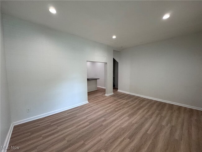 Building Photo - 3820 John Ave