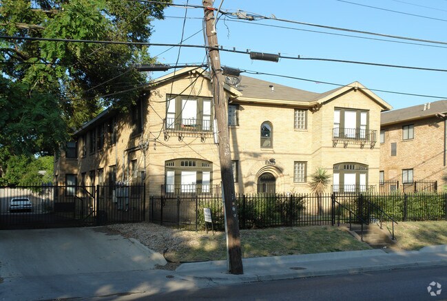 Foto del edificio - 2309 N Fitzhugh Ave