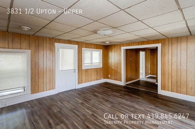 Building Photo - 3831 1/2 Upton-Upper