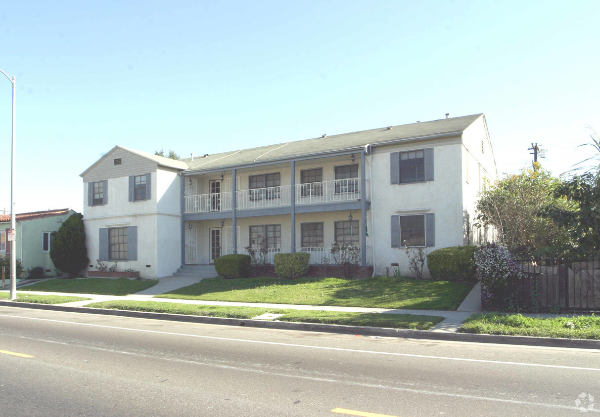 Primary Photo - 6234-6240 S Van Ness Ave