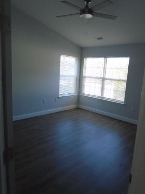 Foto del edificio - 7614 Oakpost Ct