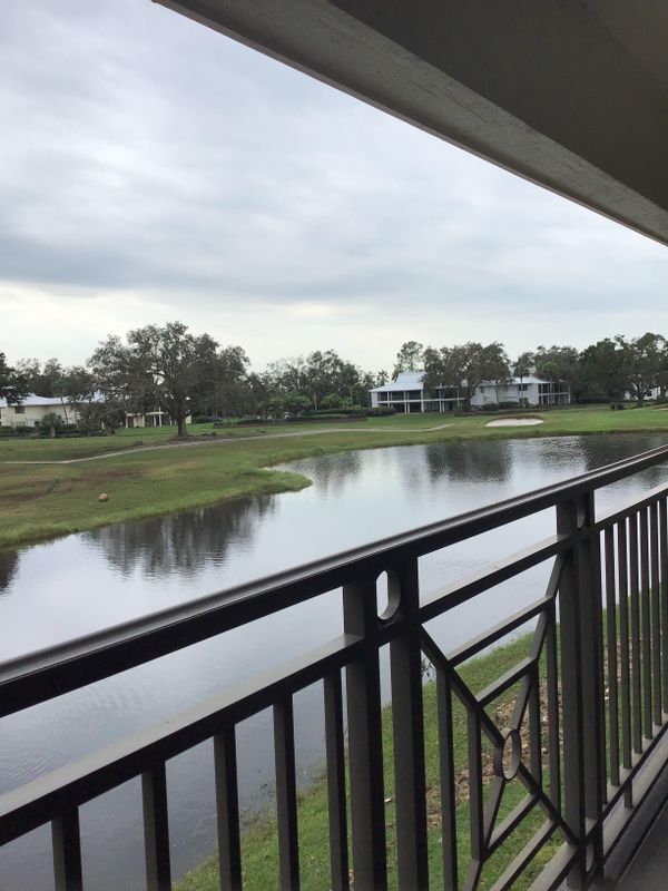 Foto del edificio - 29300 Bay Hollow Dr