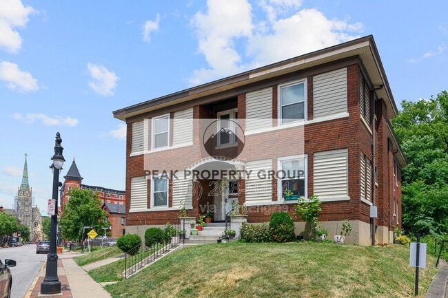 Photo - 2610 Woodburn Ave Apartment