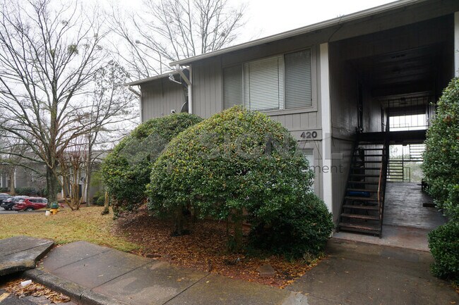 Foto del edificio - 420 Skyview Dr