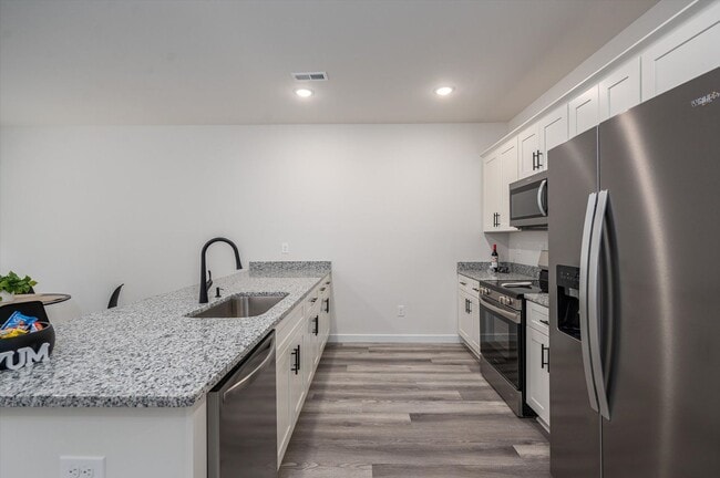 Foto del edificio - 409 E 20th St