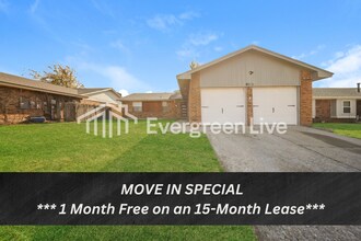 Building Photo - 8512 NW 86th St