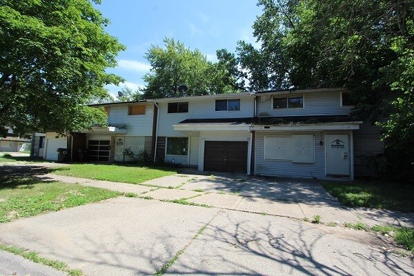 Foto del edificio - 449 W 137th Pl