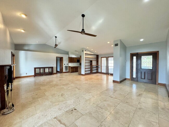 Building Photo - 1.6 Acre Lakefront Lot
