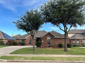 Building Photo - 1616 Nestledown Dr