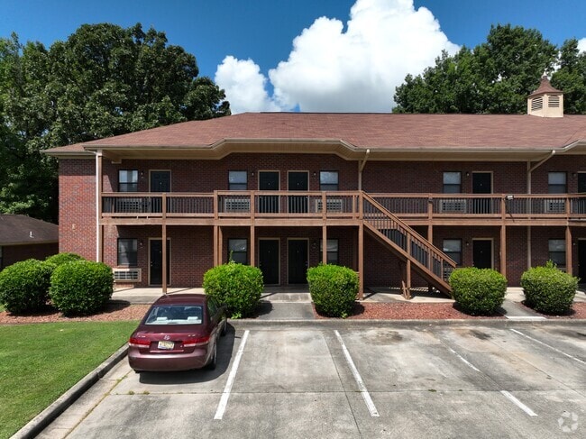 Building Photo - Summer Courtyard Apartments