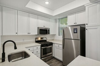 Interior Photo - 2245 Beverly Glen Blvd.