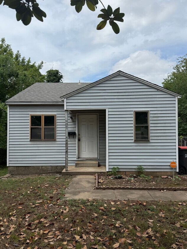 Primary Photo - 923 N 28th St