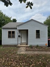 Building Photo - 923 N 28th St
