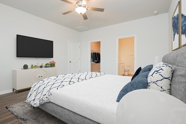 Building Photo - Gorgeous 3 Bedroom in Mackey Farms!