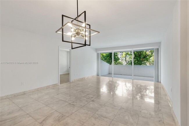 Building Photo - 155 Ocean Ln Dr