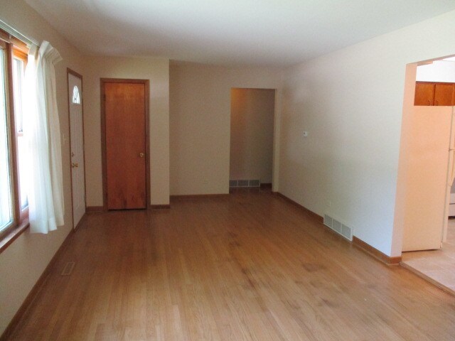 Building Photo - 1109 Wicker St